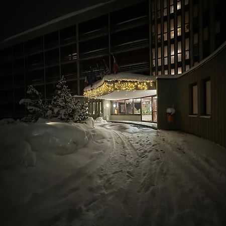 Appartamento I Dadi Cervinia ブレウイル・チェルヴィナイア エクステリア 写真