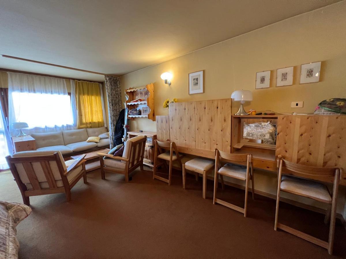 Appartamento I Dadi Cervinia ブレウイル・チェルヴィナイア エクステリア 写真