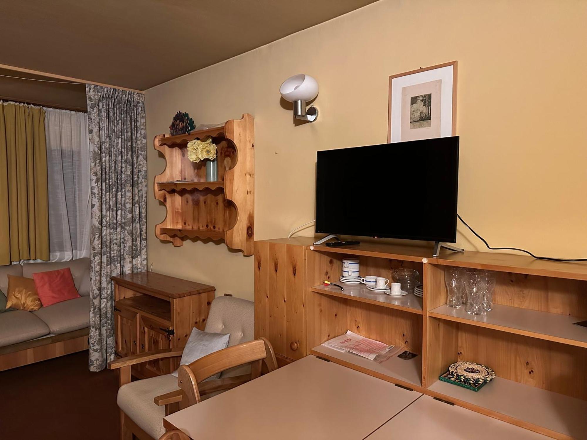 Appartamento I Dadi Cervinia ブレウイル・チェルヴィナイア エクステリア 写真